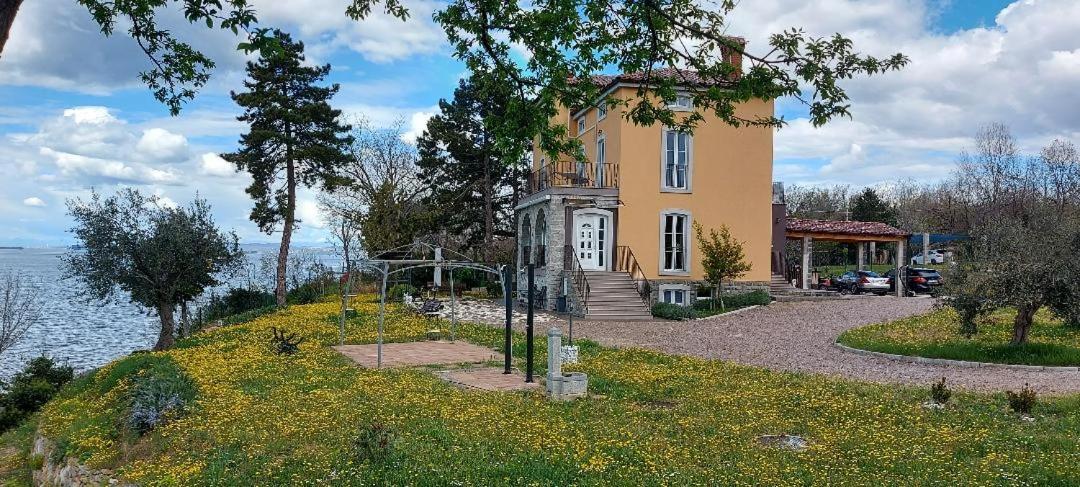 Apartment Trieste M&M Муджа Екстер'єр фото